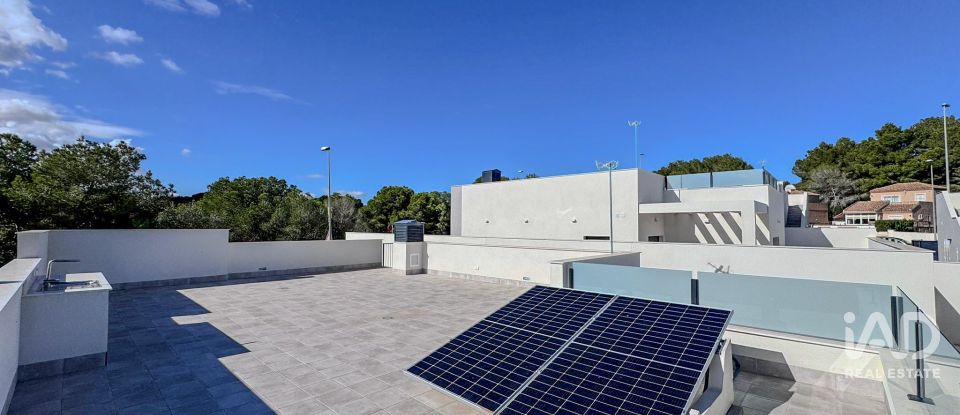 Casa 3 habitaciones de 112 m² en Barrio Los Hortelanos (03191)