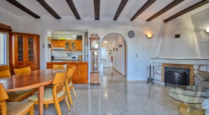 Casa 3 habitaciones de 187 m² en Dénia (03700)