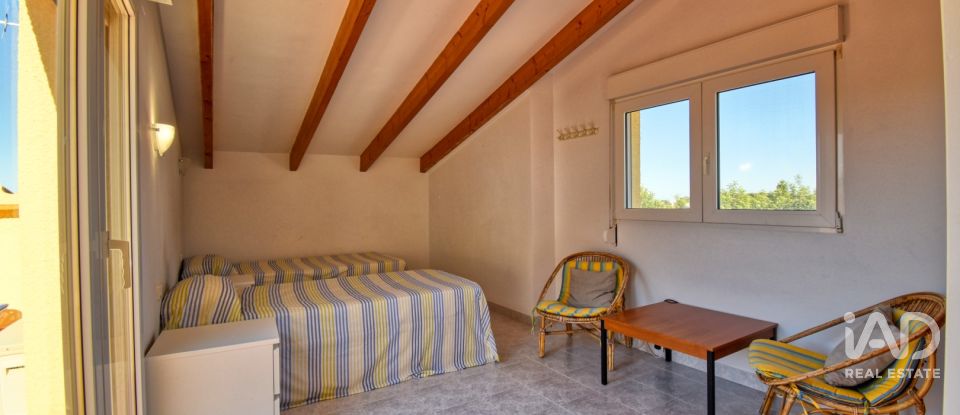 Casa 3 habitacions de 187 m² a Dénia (03700)