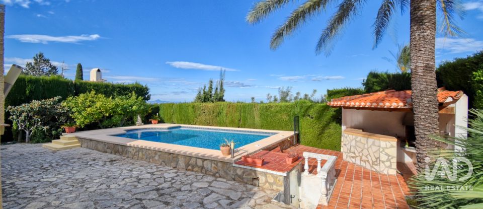 Casa 3 habitacions de 187 m² a Dénia (03700)