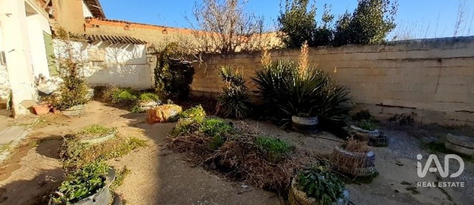 Maison de village 2 chambres de 214 m² à Santa María de la Isla (24795)