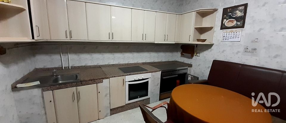 Maison de village 2 chambres de 214 m² à Santa María de la Isla (24795)