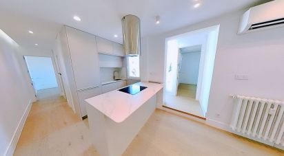 Àtic 2 habitacions de 80 m² a Madrid (28015)