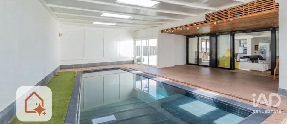 House 6 bedrooms of 486 m² in Cañon del Aguila (35100)