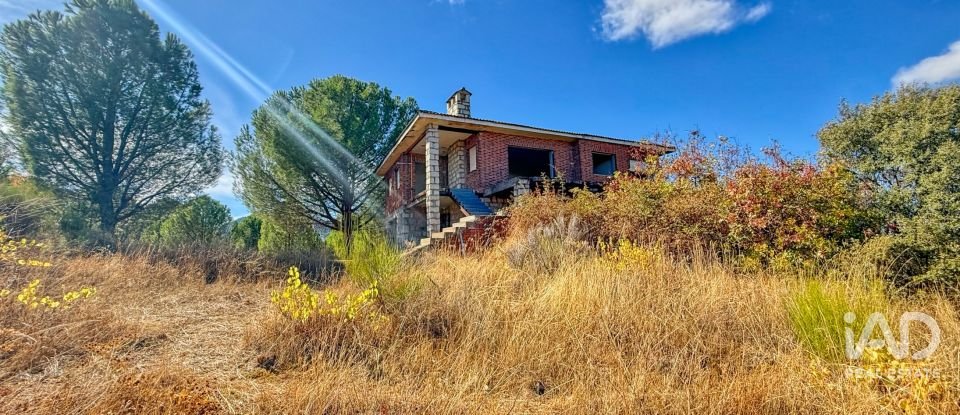 Building plot of 11,300 m² in Puente Nuevo (05278)