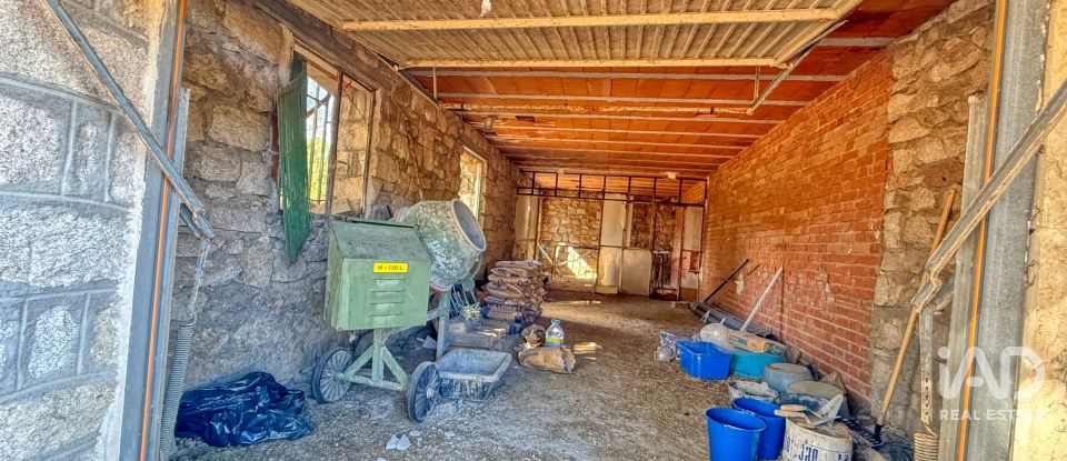 Building plot of 11,300 m² in Puente Nuevo (05278)