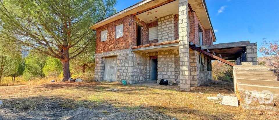 Building plot of 11,300 m² in Puente Nuevo (05278)