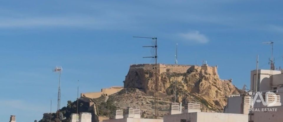 Apartment 3 bedrooms of 114 m² in Alicante/Alacant (03005)