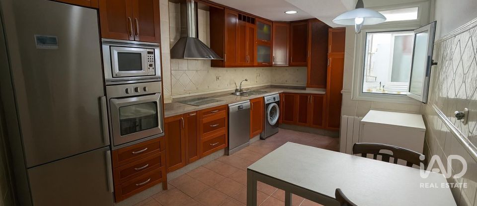 Apartment 3 bedrooms of 114 m² in Alicante/Alacant (03005)