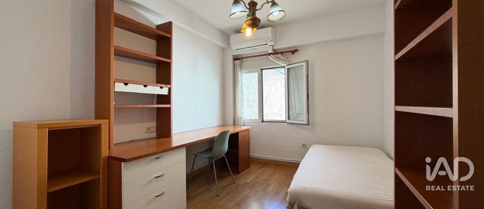 Apartment 3 bedrooms of 114 m² in Alicante/Alacant (03005)