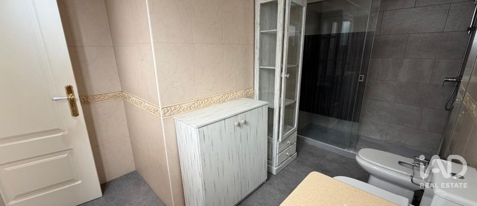 Apartment 3 bedrooms of 114 m² in Alicante/Alacant (03005)