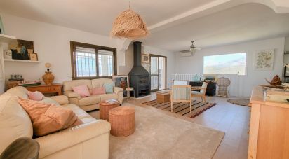 Casa 4 habitaciones de 350 m² en Canillas de Aceituno (29716)