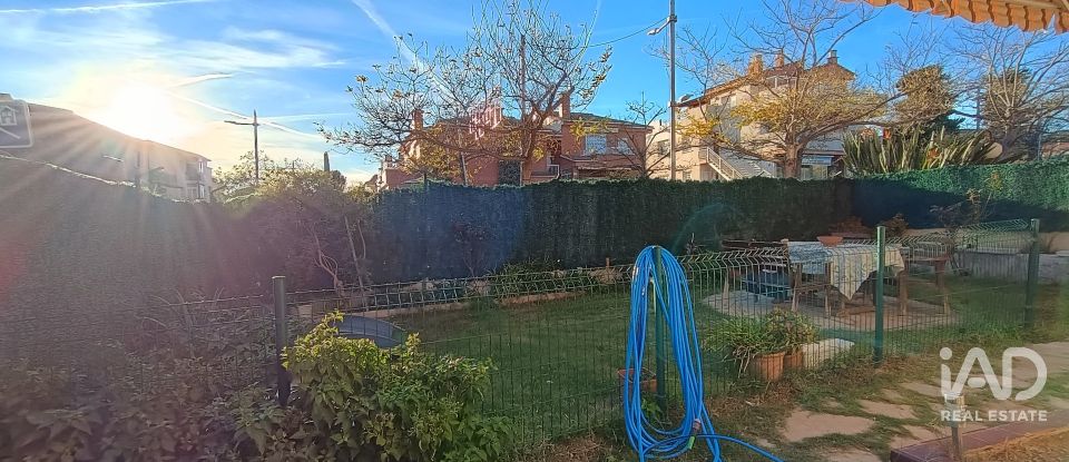 Pis 3 habitacions de 61 m² a Segur de Calafell (43882)