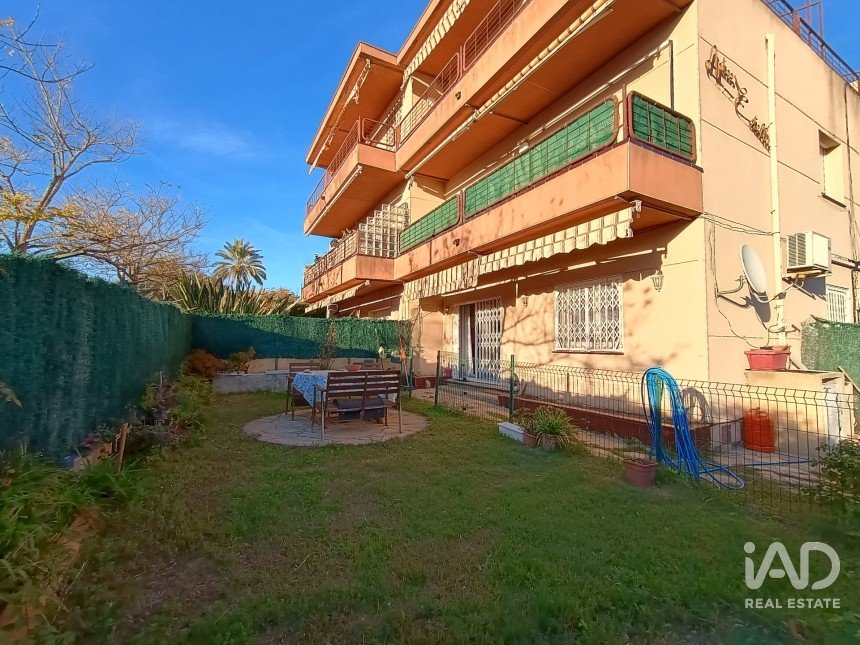 Pis 3 habitacions de 61 m² a Segur de Calafell (43882)