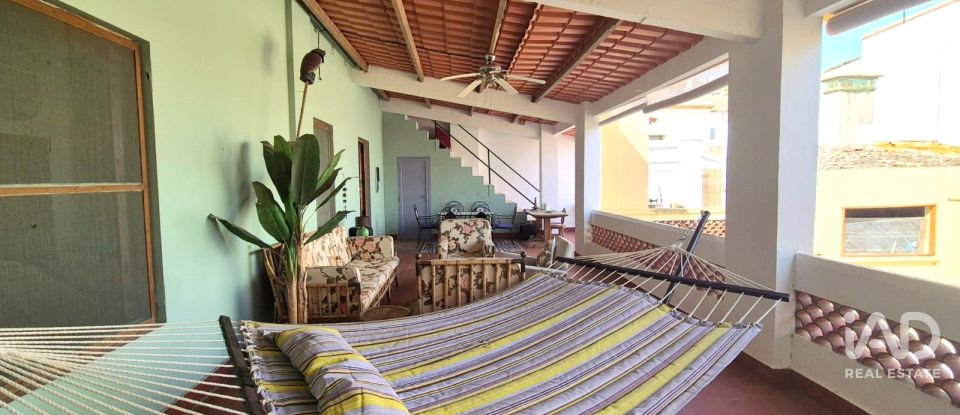 Maison de ville 8 chambres de 334 m² à Sanet y Negrals (03769)