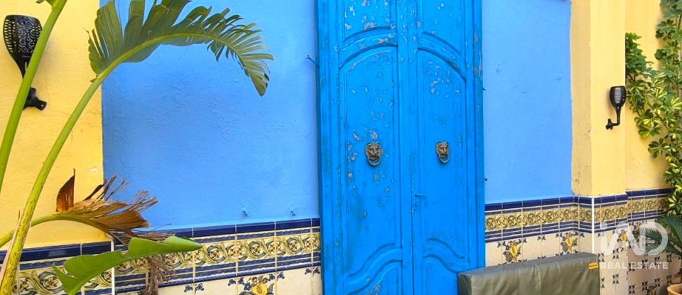 Maison de ville 8 chambres de 334 m² à Sanet y Negrals (03769)