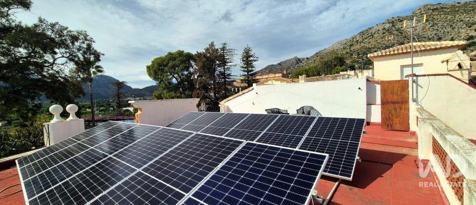 Maison de ville 8 chambres de 334 m² à Sanet y Negrals (03769)