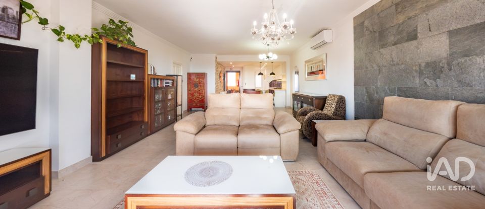 Piso 3 habitaciones de 90 m² en Bahia Dorada (29693)