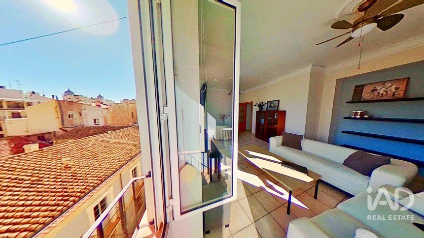 Pis 2 habitacions de 107 m² a Alicante/Alacant (03002)