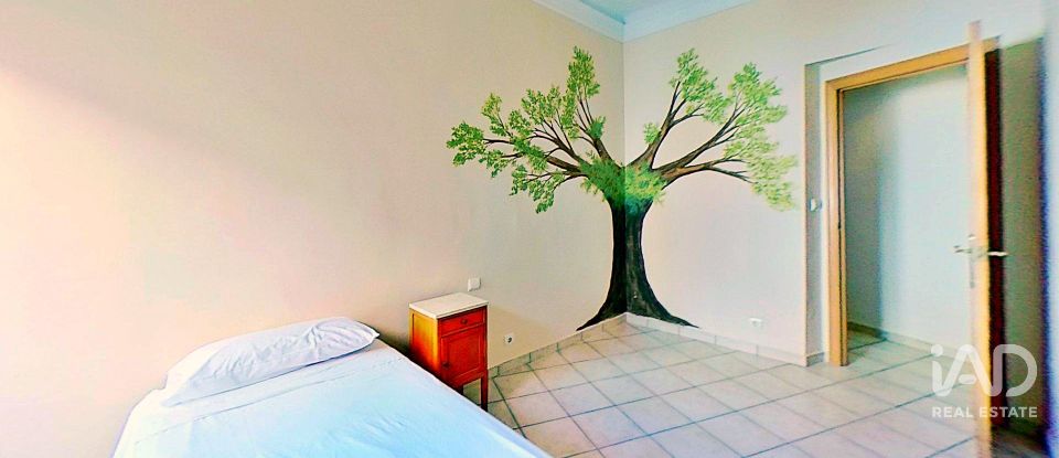 Pis 2 habitacions de 107 m² a Alicante/Alacant (03002)