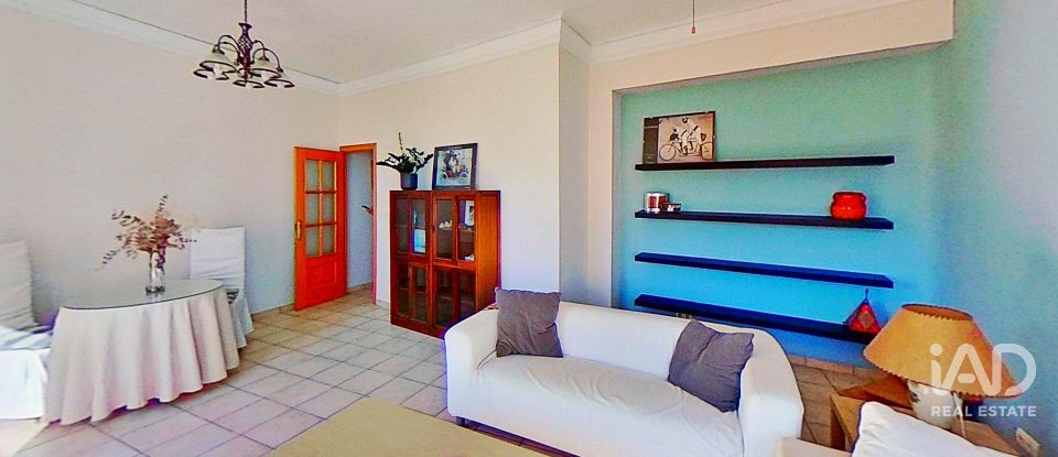 Pis 2 habitacions de 107 m² a Alicante/Alacant (03002)