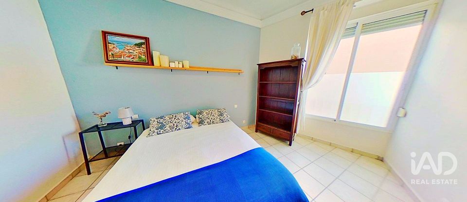 Pis 2 habitacions de 107 m² a Alicante/Alacant (03002)