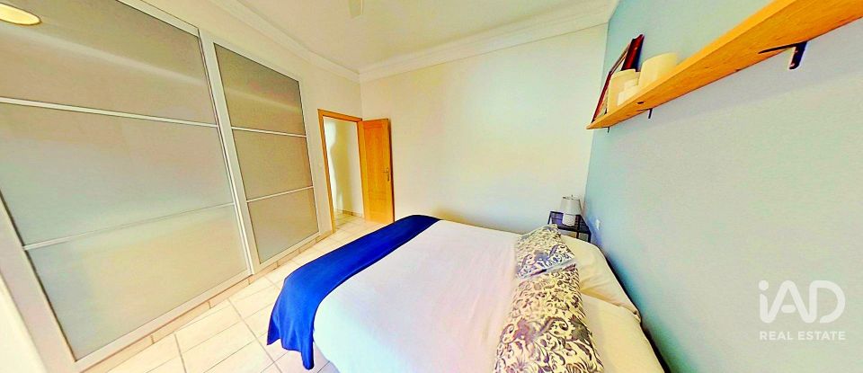 Pis 2 habitacions de 107 m² a Alicante/Alacant (03002)