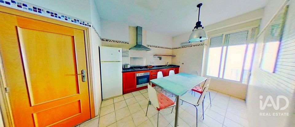 Pis 2 habitacions de 107 m² a Alicante/Alacant (03002)