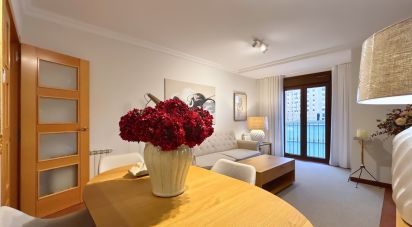 Pis 3 habitacions de 85 m² a León (24008)