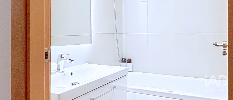 Apartment 3 bedrooms of 85 m² in León (24008)