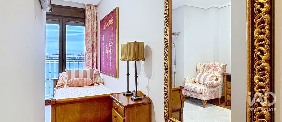 Apartment 3 bedrooms of 85 m² in León (24008)