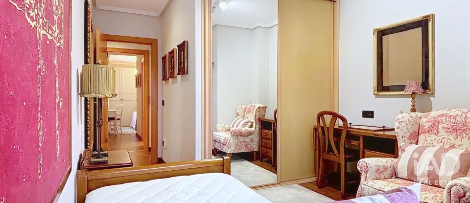 Apartment 3 bedrooms of 85 m² in León (24008)