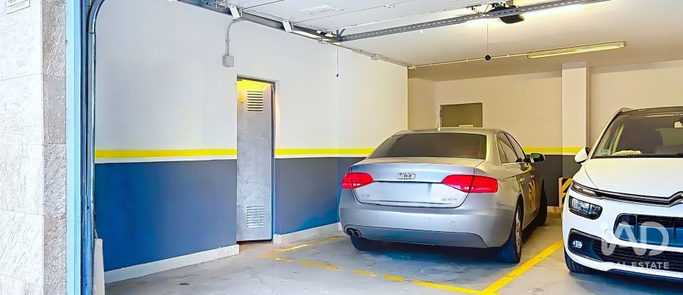 Apartment 3 bedrooms of 85 m² in León (24008)