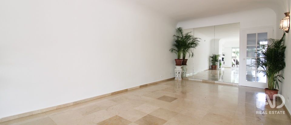 Piso 4 habitaciones de 160 m² en Marbella (29670)