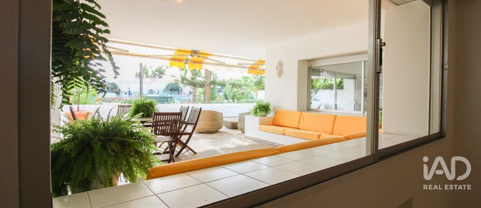 Piso 4 habitaciones de 160 m² en Marbella (29670)