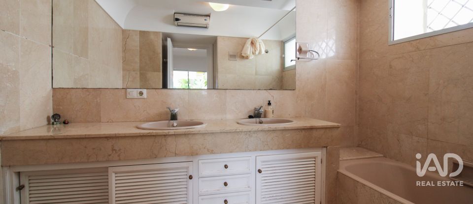 Piso 4 habitaciones de 160 m² en Marbella (29670)