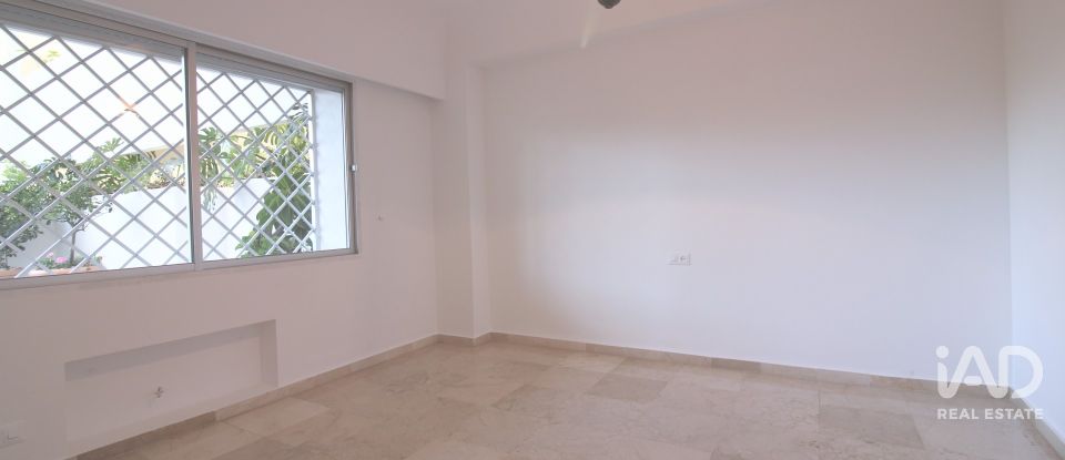 Piso 4 habitaciones de 160 m² en Marbella (29670)