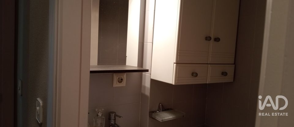 Apartment 3 bedrooms of 83 m² in A Coruña (15008)