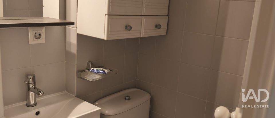 Apartment 3 bedrooms of 83 m² in A Coruña (15008)