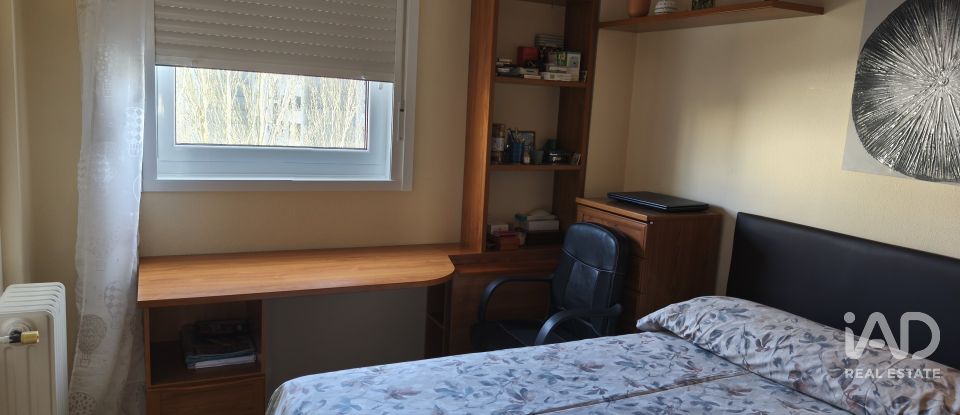 Apartment 3 bedrooms of 83 m² in A Coruña (15008)