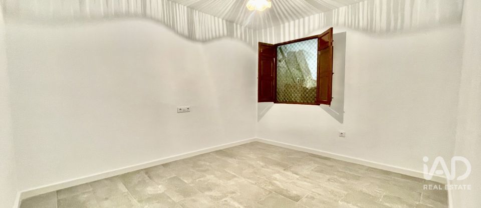 Casa 6 habitacions de 320 m² a Candelon (30558)