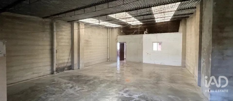 Casa 6 habitacions de 320 m² a Candelon (30558)