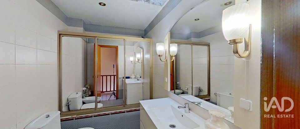 Maison 5 chambres de 210 m² à El Vendrell (43700)