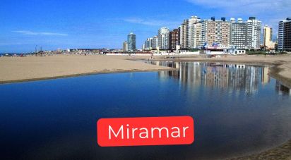 Terrain de 206 m² à Miramar (46711)