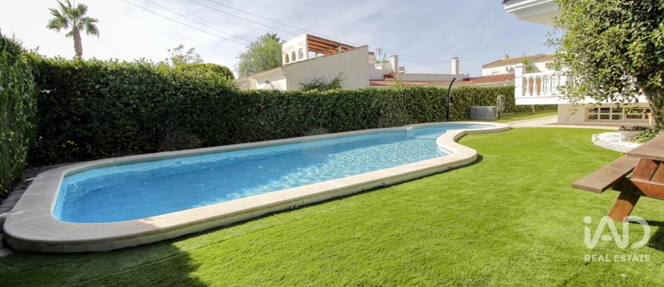 Châlet 4 chambres de 393 m² à Torrevieja (03184)