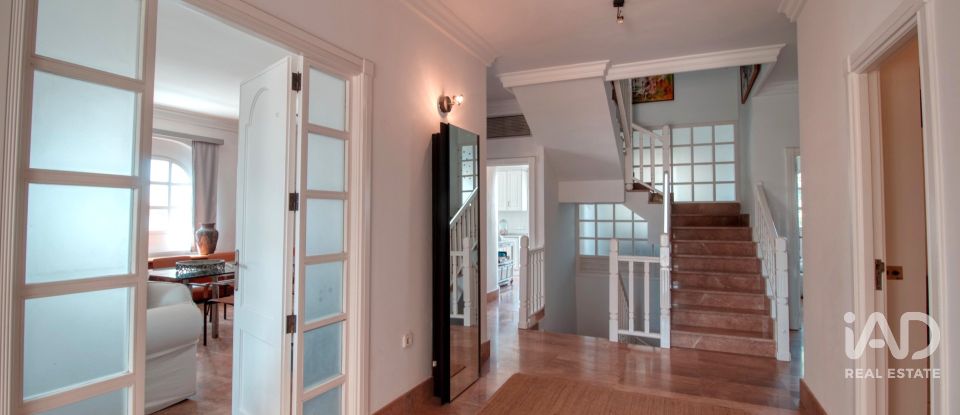 Châlet 4 chambres de 393 m² à Torrevieja (03184)