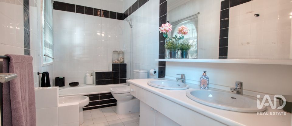 Châlet 4 chambres de 393 m² à Torrevieja (03184)