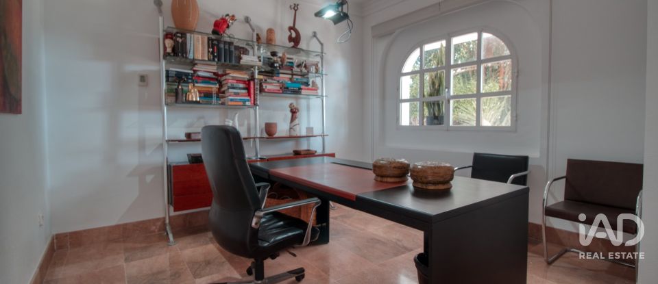 Châlet 4 chambres de 393 m² à Torrevieja (03184)