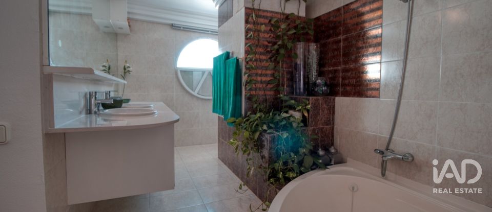 Châlet 4 chambres de 393 m² à Torrevieja (03184)