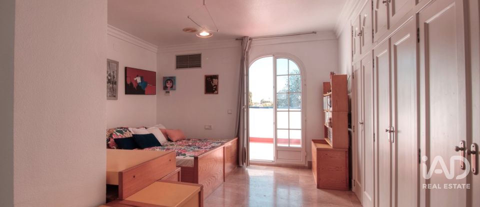 Châlet 4 chambres de 393 m² à Torrevieja (03184)